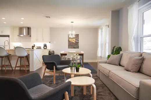 Bright shared living space at Lighthouse Recovery Texas, an intensive outpatient program in Dallas.